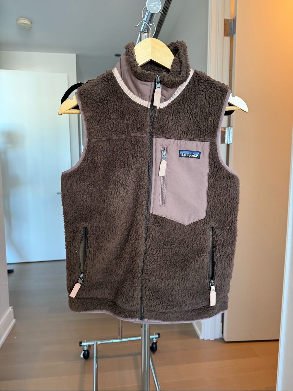Patagonia Women's Brown Sherpa Fleece Vest with Taupe Pocket